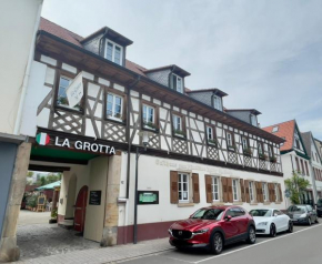 Hotel - Ristorante La Grotta